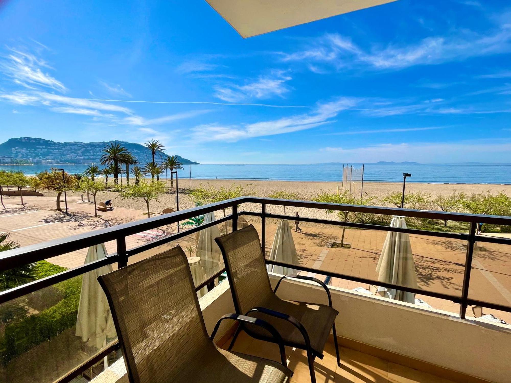 Roses Beach Dış mekan fotoğraf