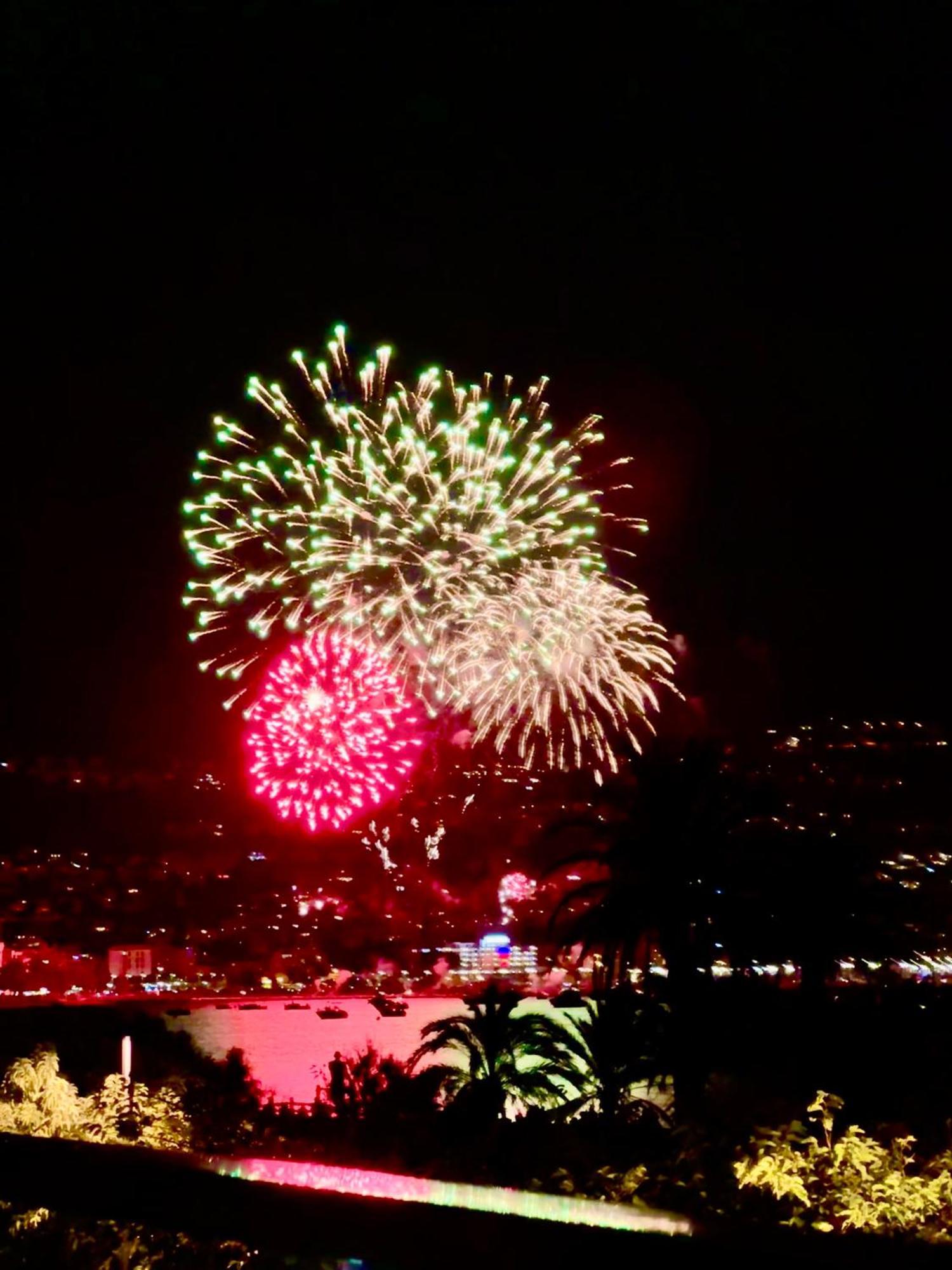Roses Beach Dış mekan fotoğraf