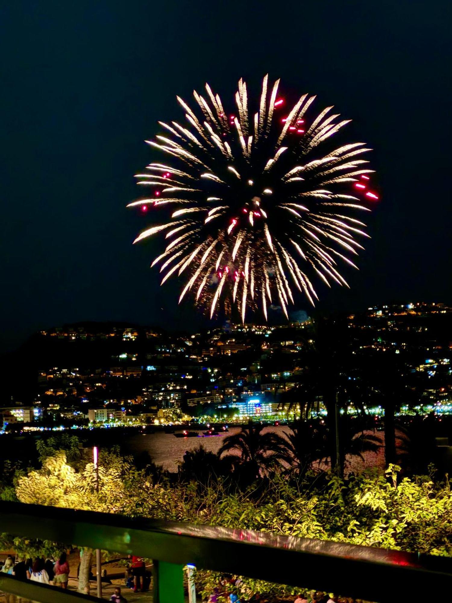 Roses Beach Dış mekan fotoğraf